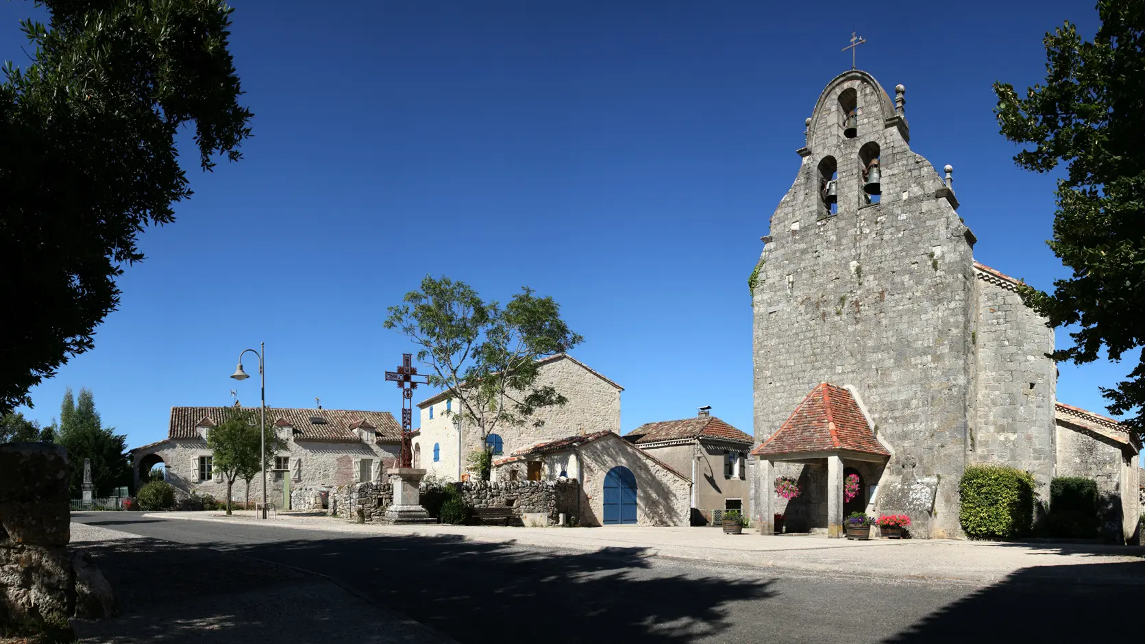 Eglise de Cambayrac - Lot Tourisme - J. Morel -001