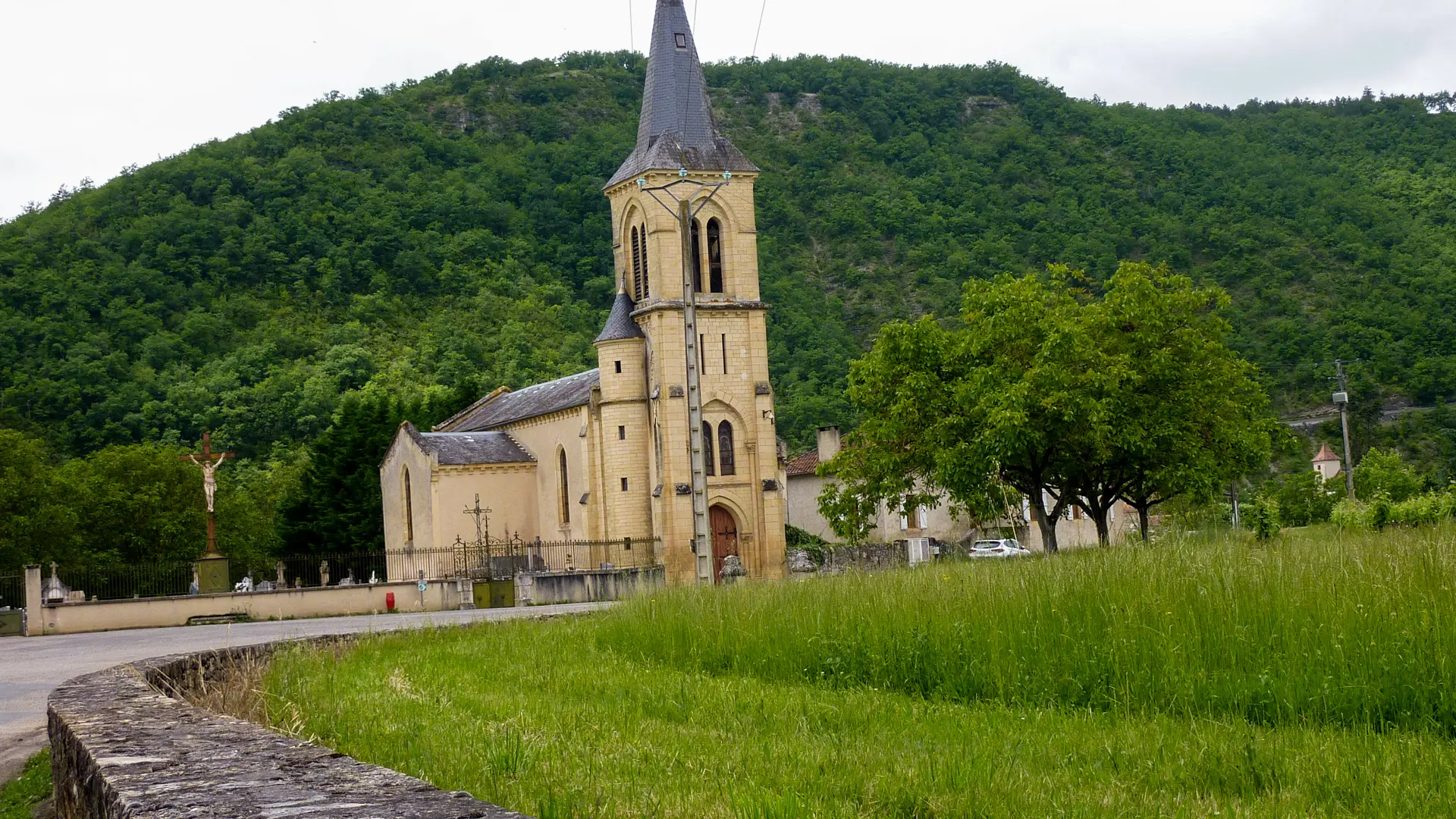Eglise de Parnac_02 © Lot Tourisme - C. Sanchez