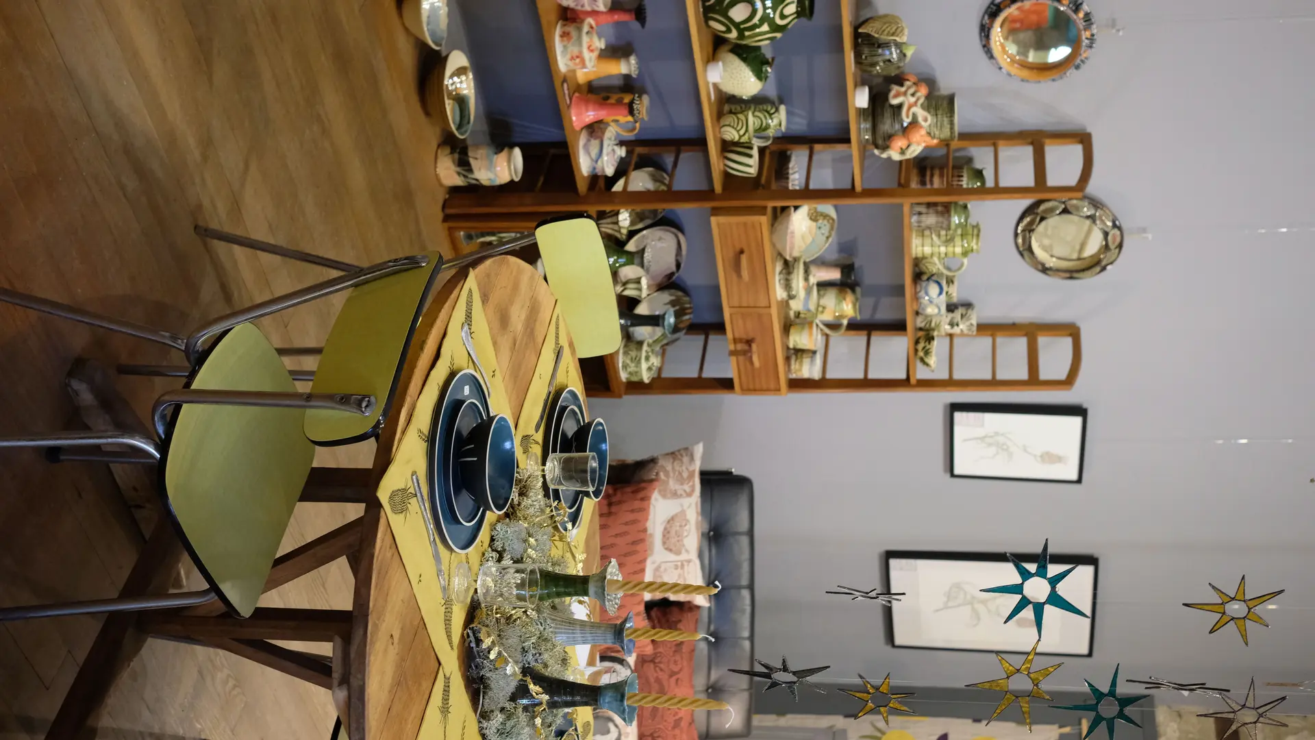 Différentes sortes de céramiques sont proposées.