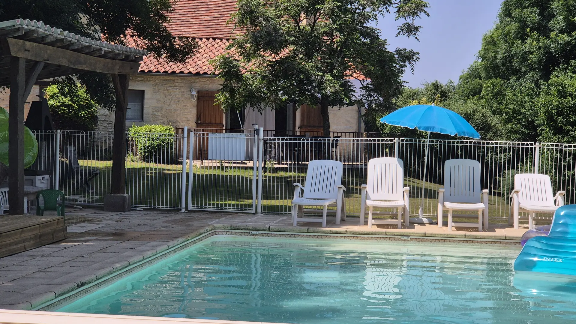 Notre piscine sécurisée