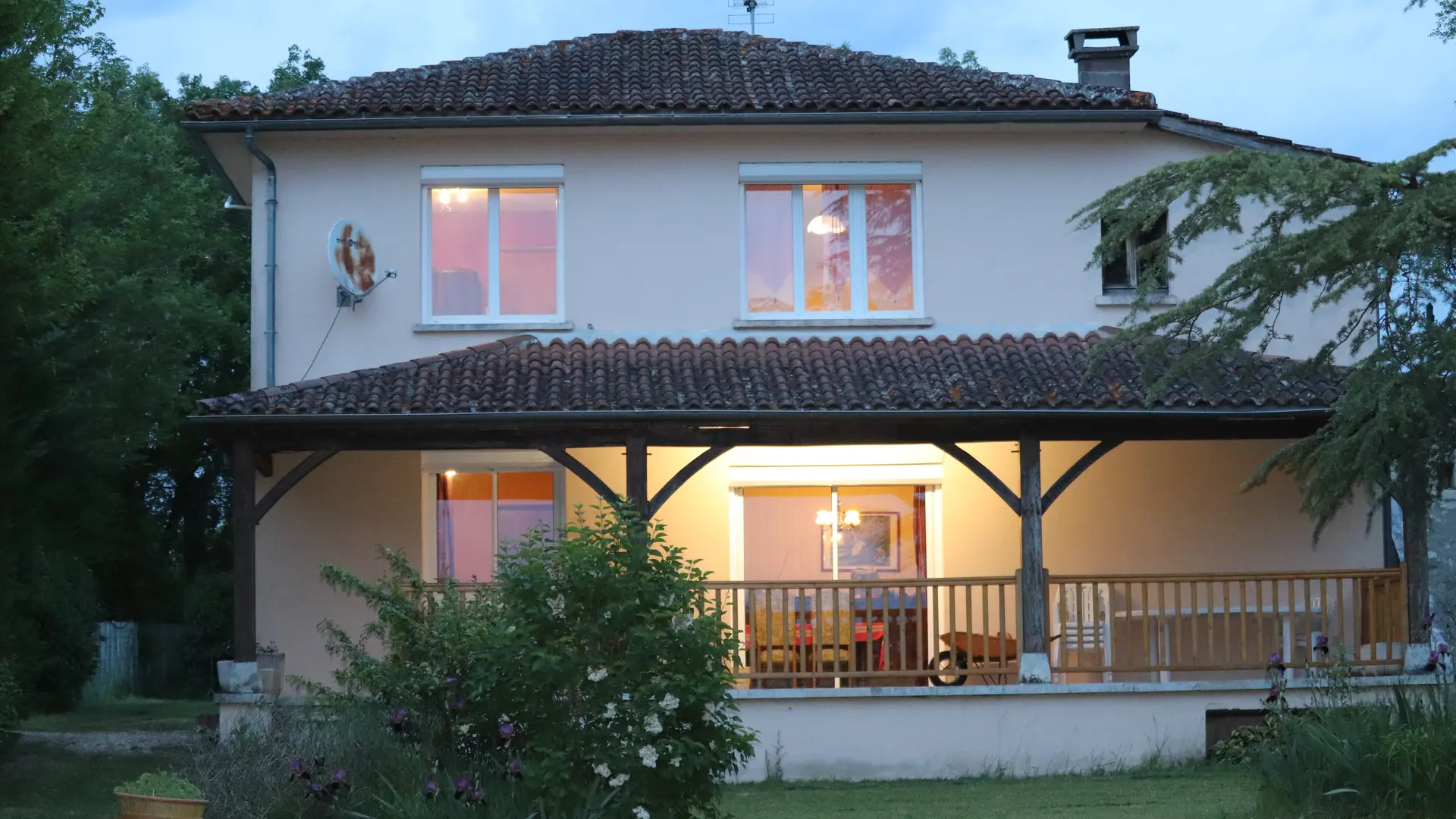 Gîte Chez Jeanne - facade arriere