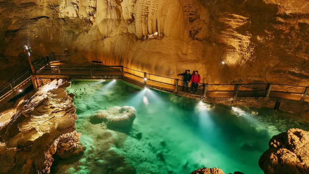 Gouffre de Padirac - La Salle du Grand Dôme - Le Lac Supérieur (2014)