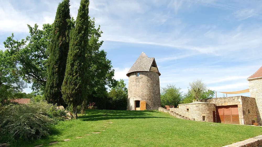 Le Moulin