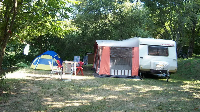 Camping Le Pic à Mayrac