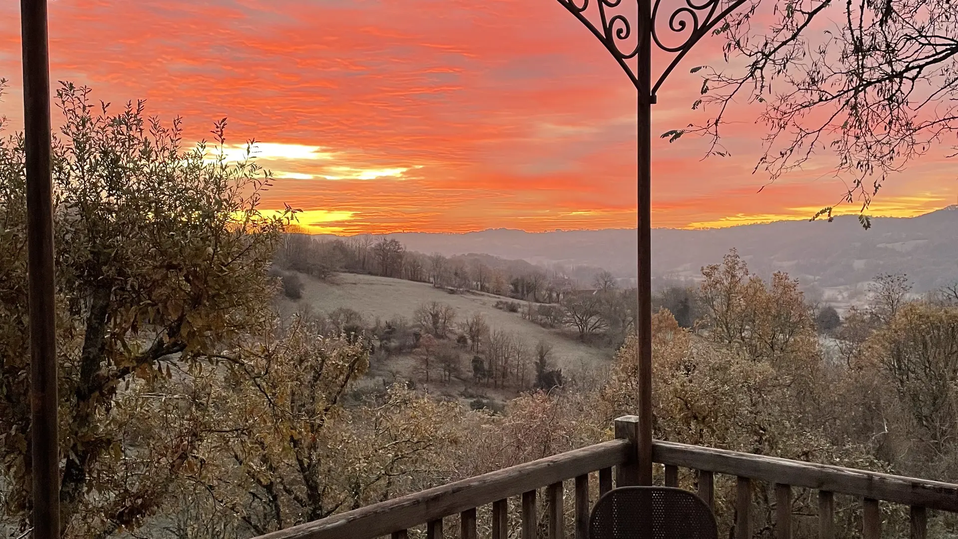 Soleil couchant à l'automne