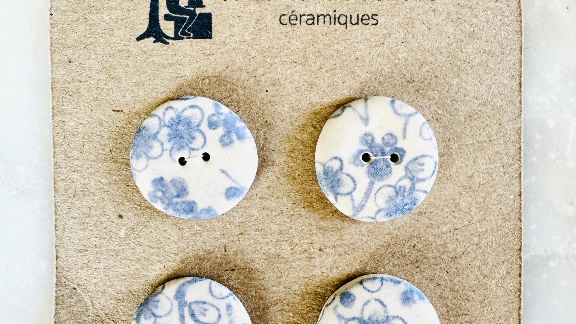 Boutons porcelaine