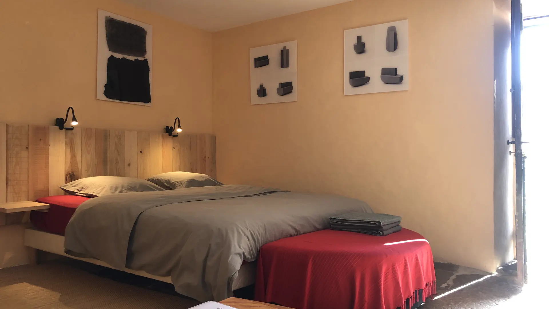 Les carres bleus-cote chambre