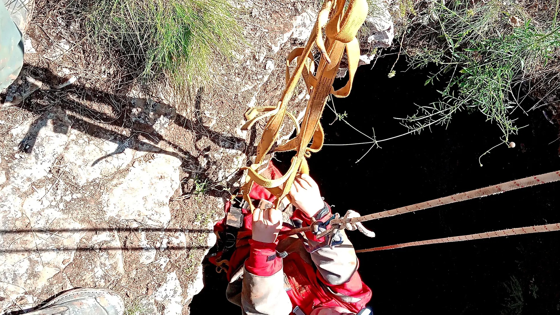 Spéléologie verticale grottes du Lot