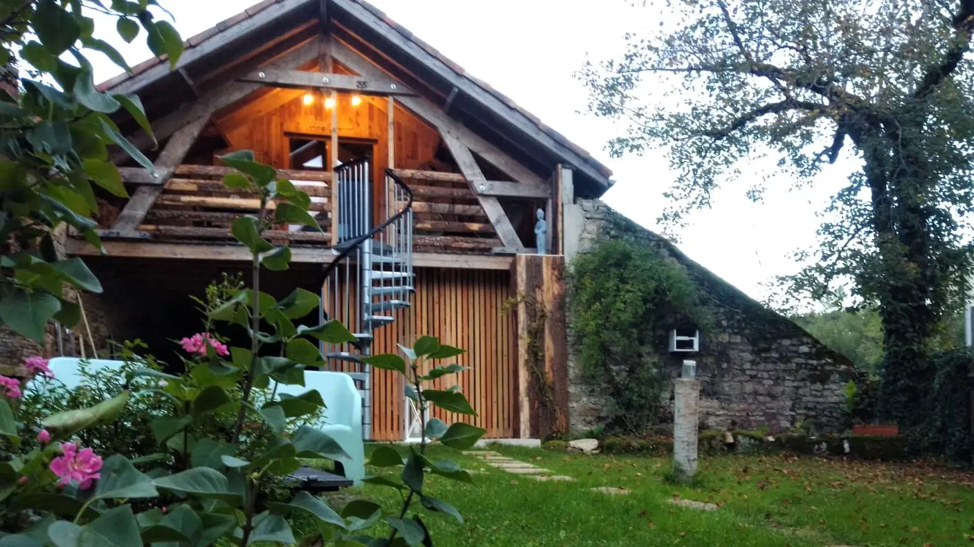 Studio Le Perchoir (vue du jardin)