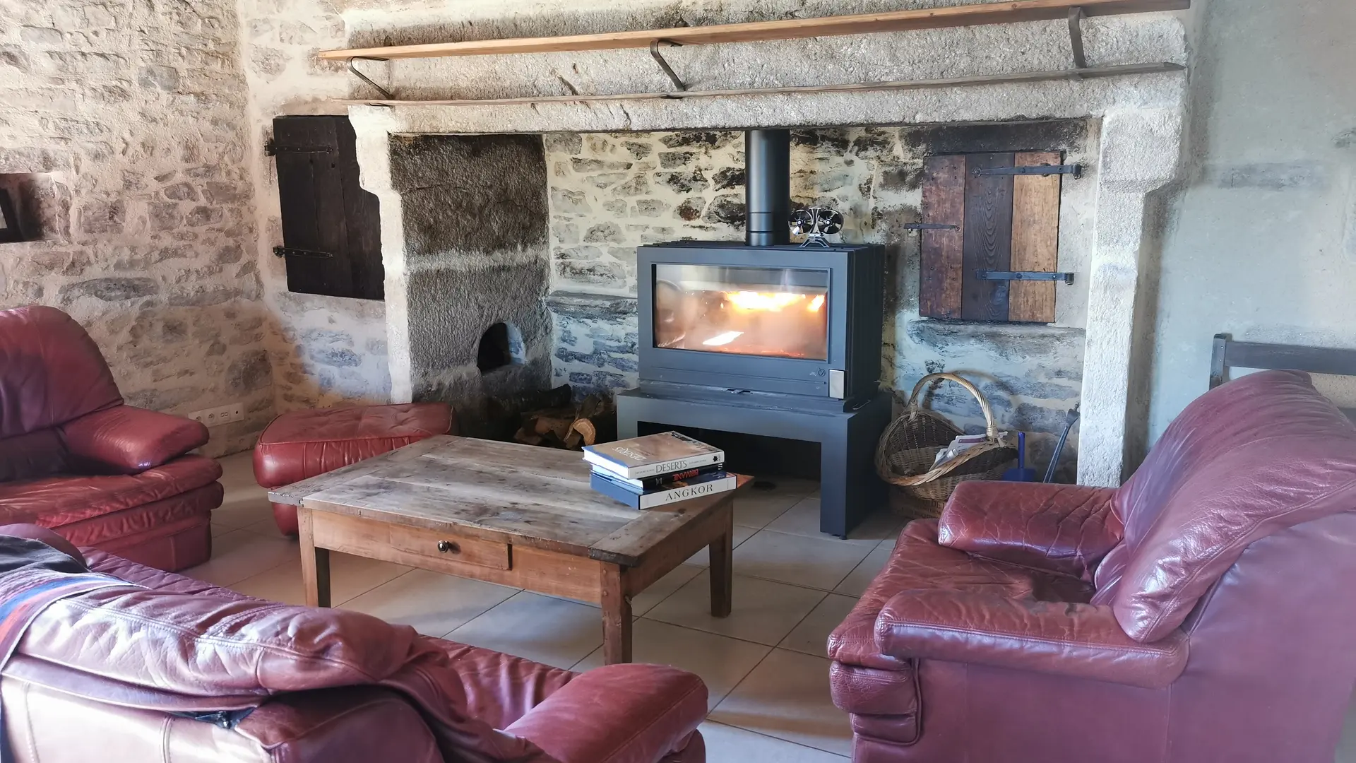 Coin du feu dans la grande salle