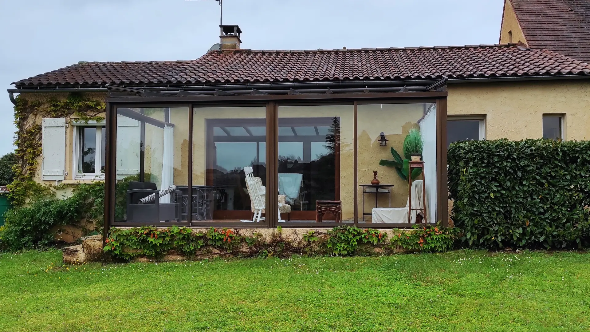 Veranda vue du jardin