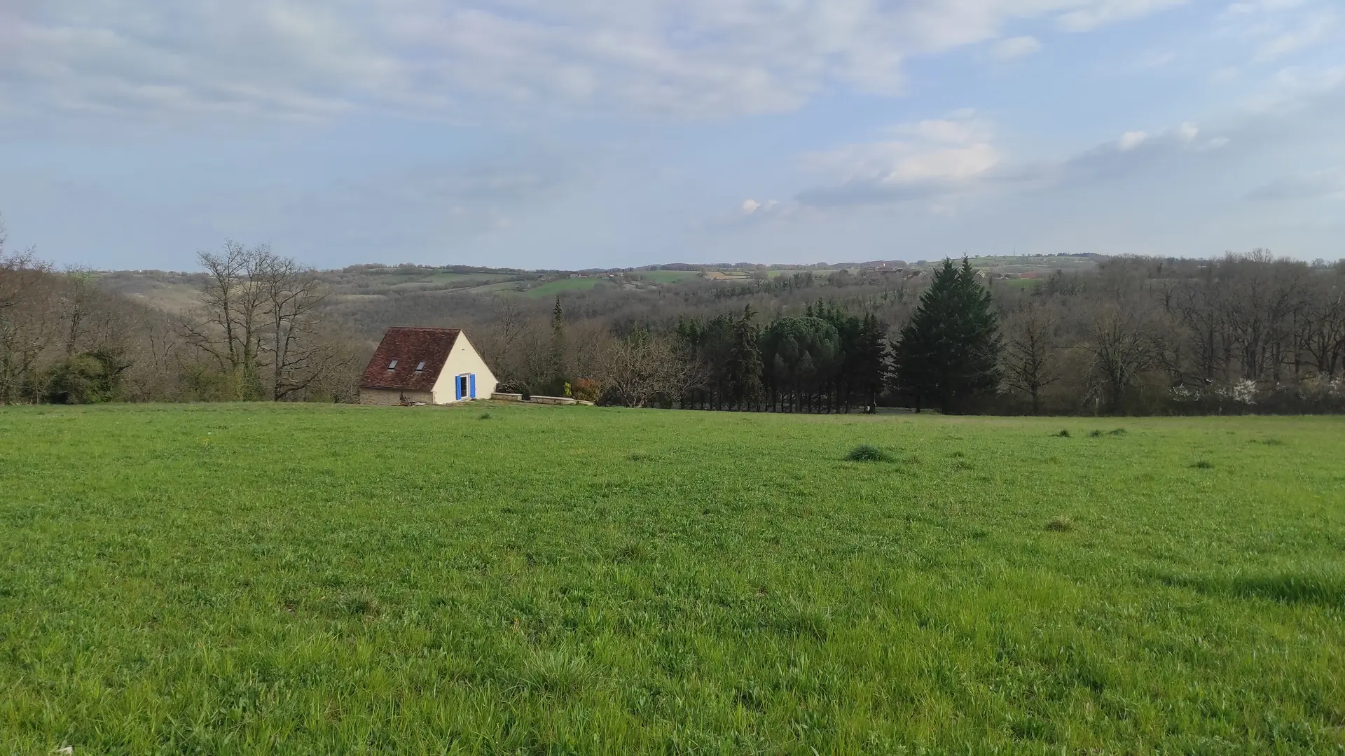 Gite entoure par nature