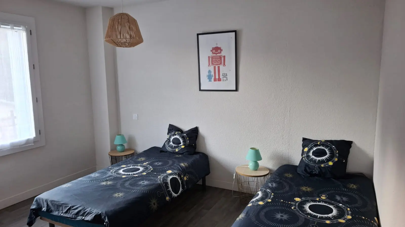 Chambre 2 lits en 90