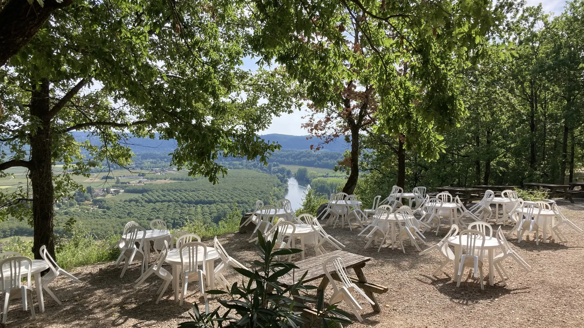 VUE DU SNACK