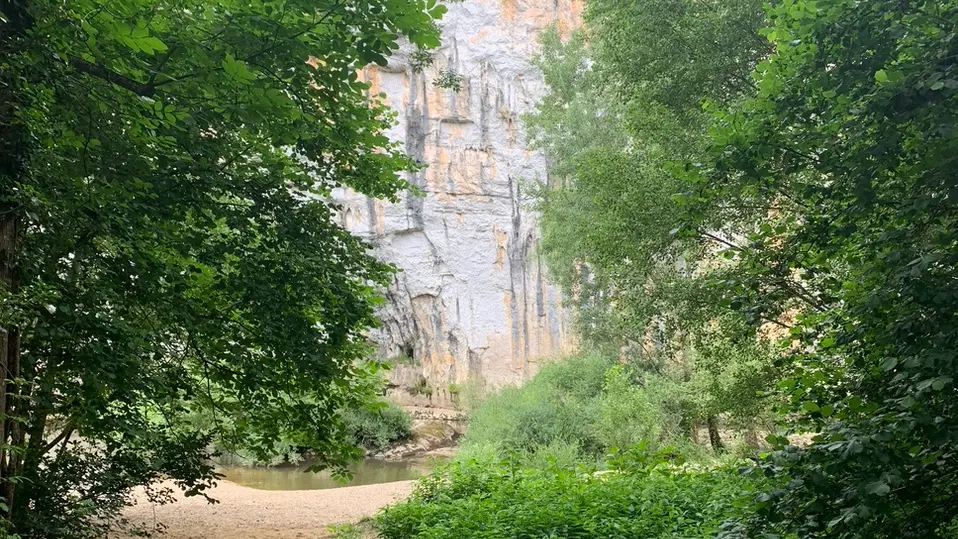 Baignade du Liauzu dans la rivière Célé