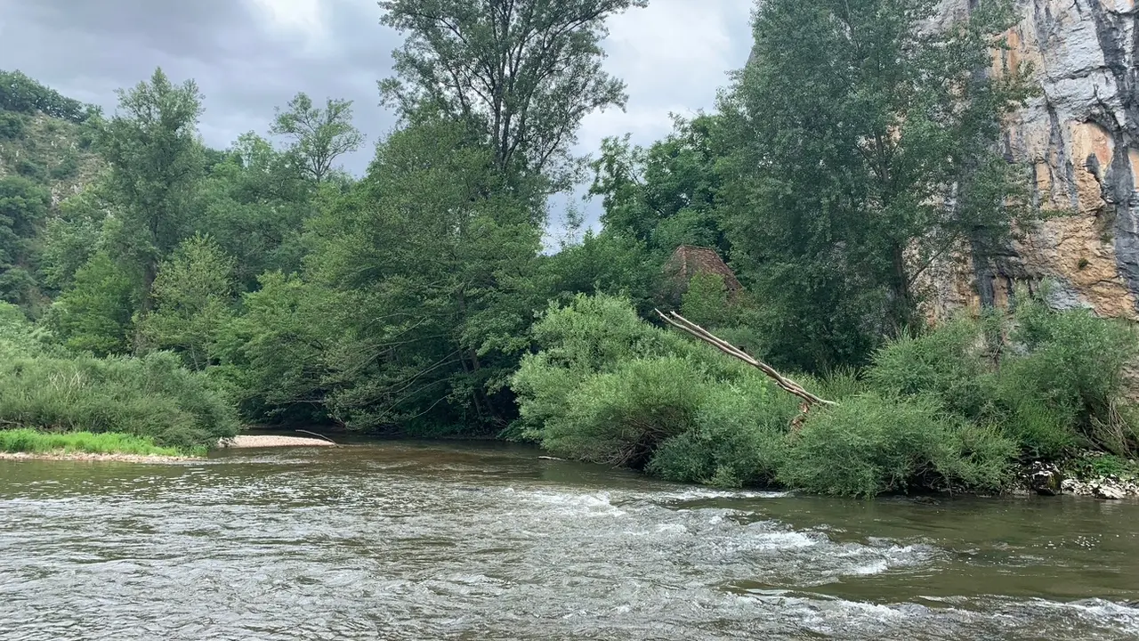 Baignade du Liauzu dans la rivière Célé