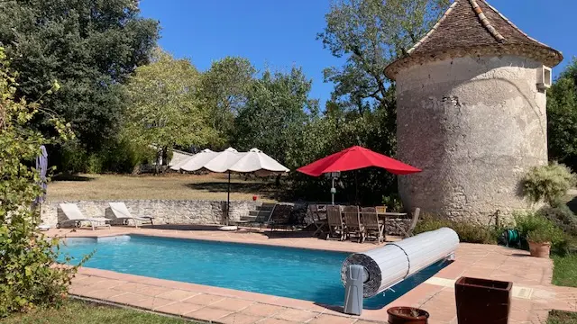 Le Petit Bousquet la piscine