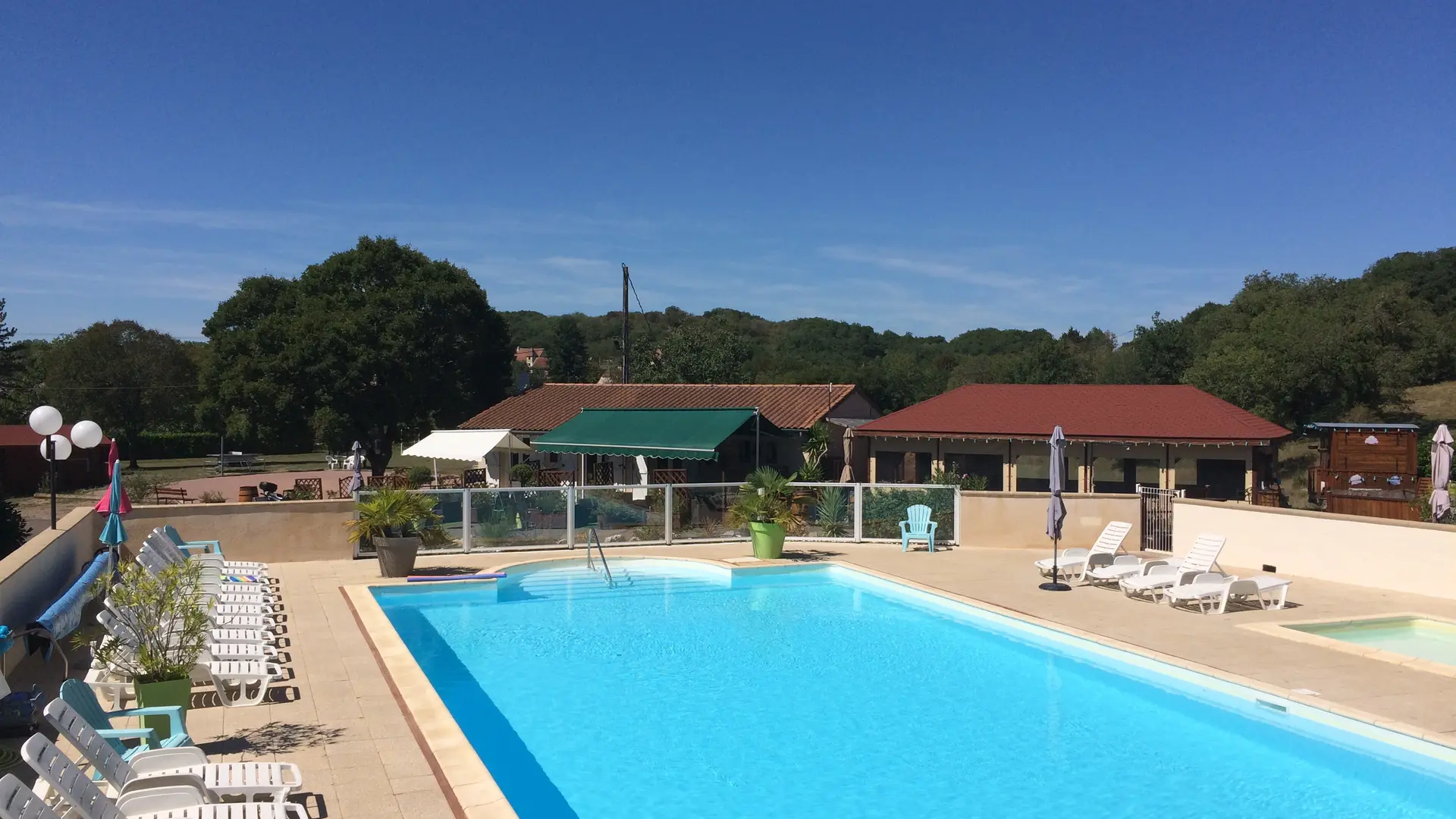 Vue piscine chauffée