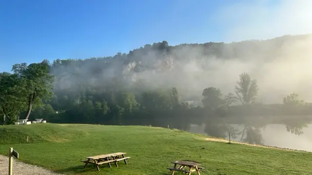 plage camping paradis de la plage saint cirq lapopie