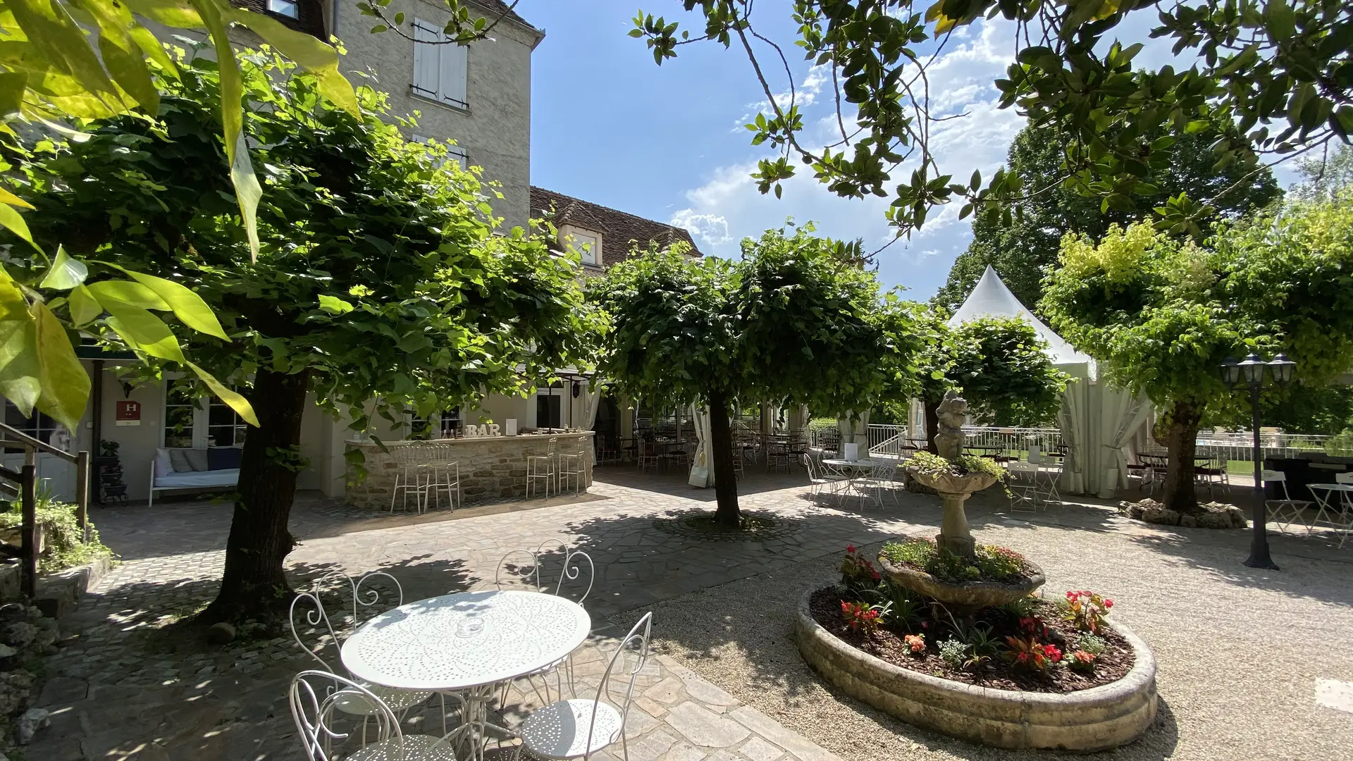 terrasse de l'hôtel