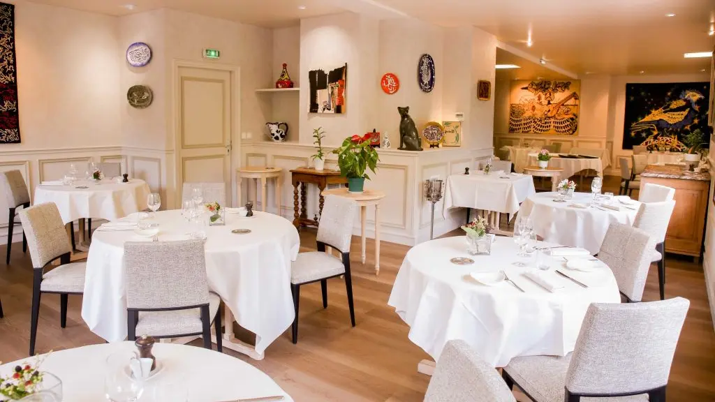 Salle restaurant les Trois Soleils