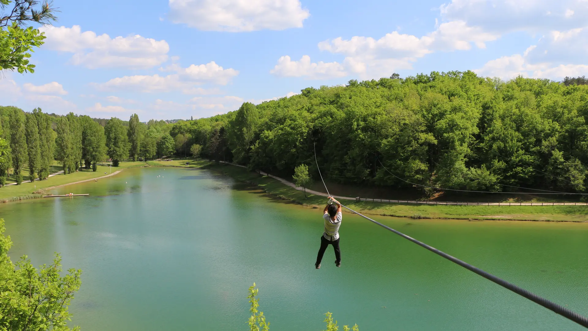 Tyroliennes lac