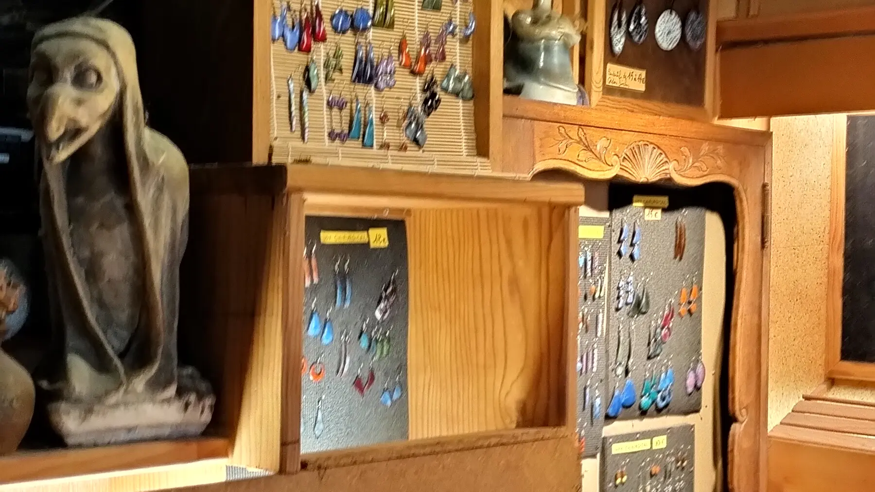 Intérieur Boutique_Emaux d'art_ Valadier