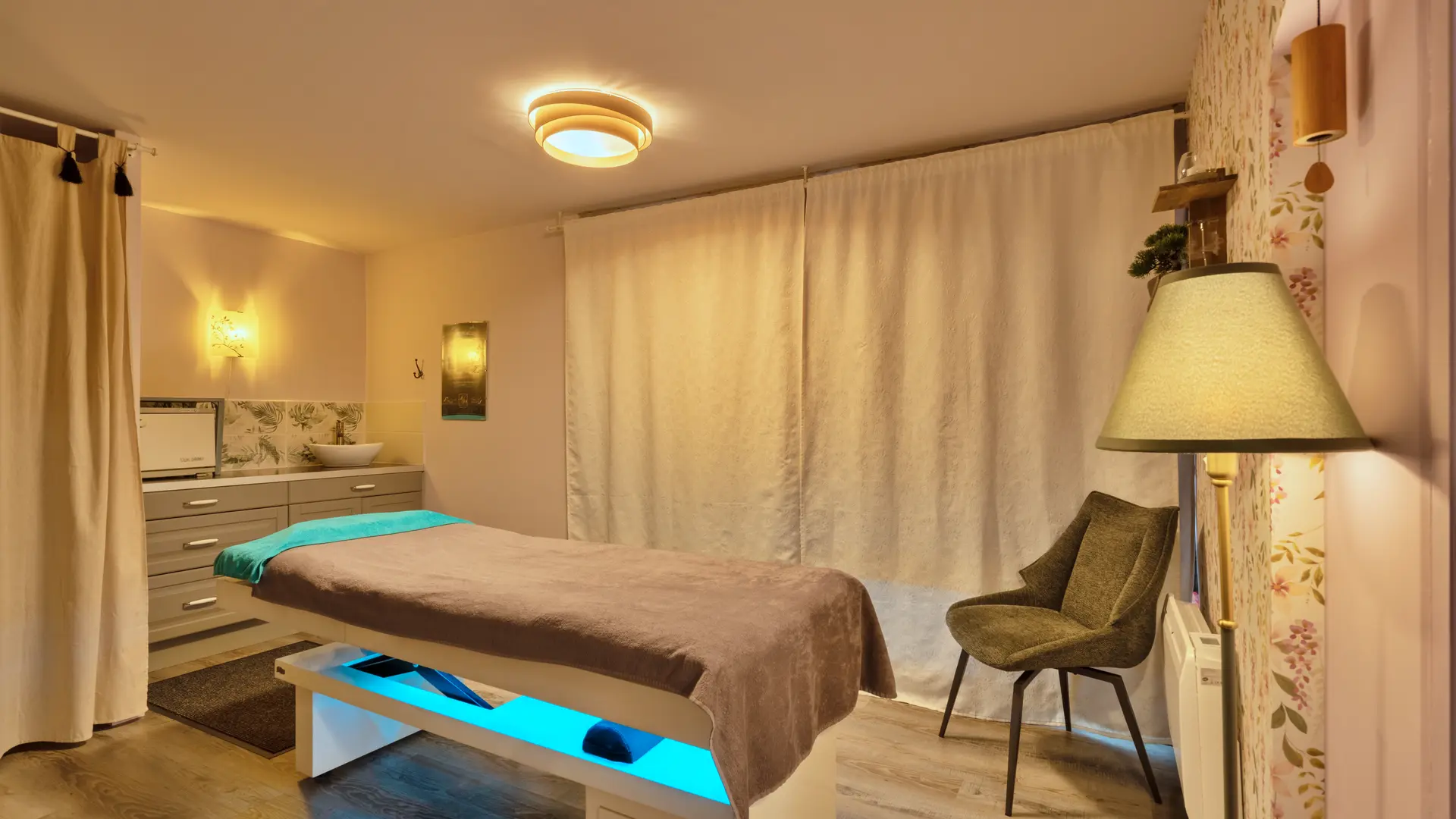 Institut salon de massage Aroma Zen Figeac (5)
