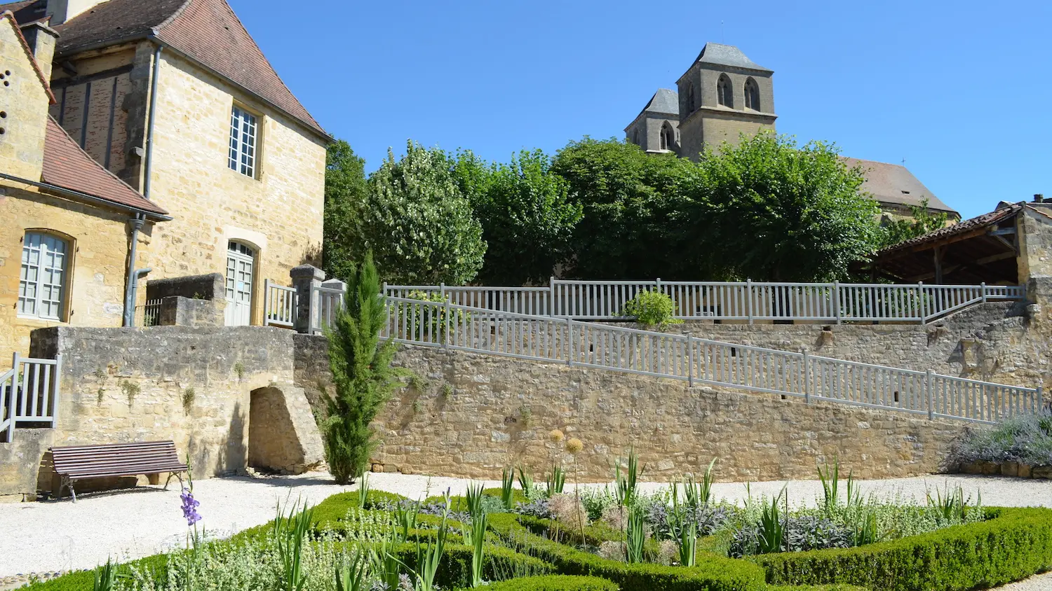 Jardin du sénéchal 3 ©Cathy Mabout