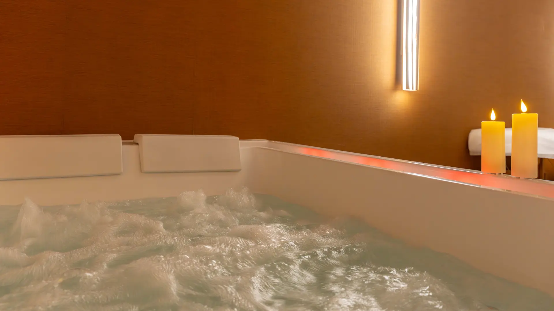 LOVE ROOM CAHORS-INTERNET-13