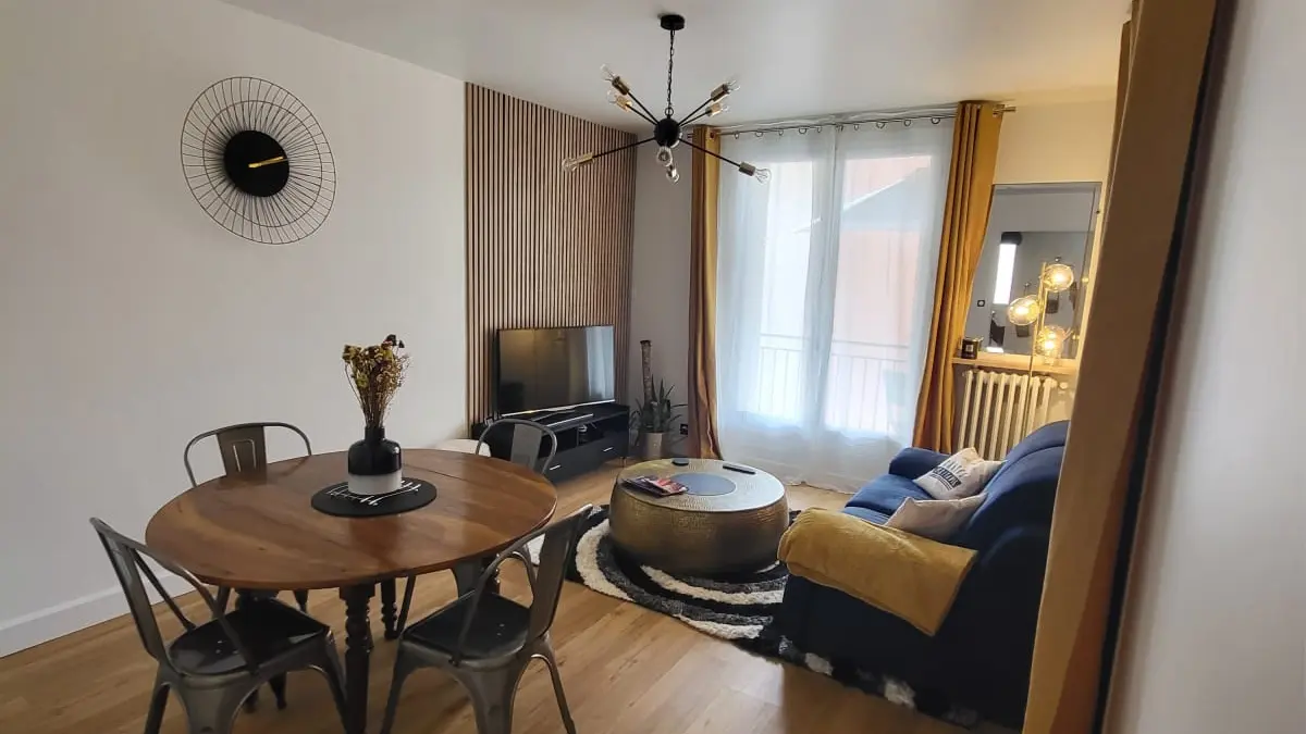 La Belle Lotoise salon