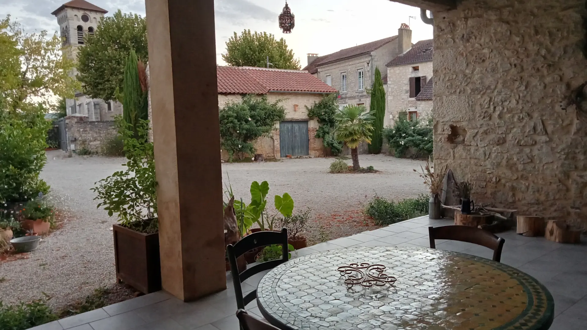La cuisine d'été sous le préau