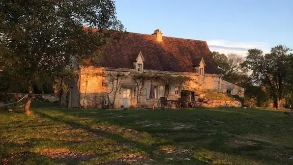 La maison principale du domaine des Roches en automne (octobre 2019)