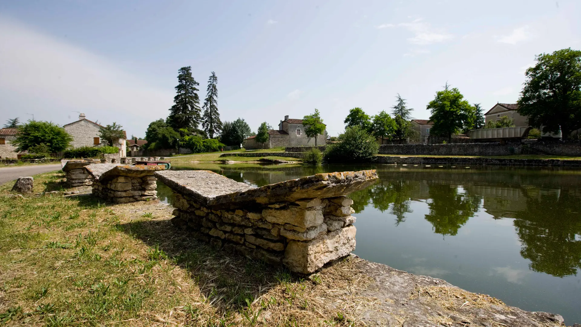Lavoir à Aujols