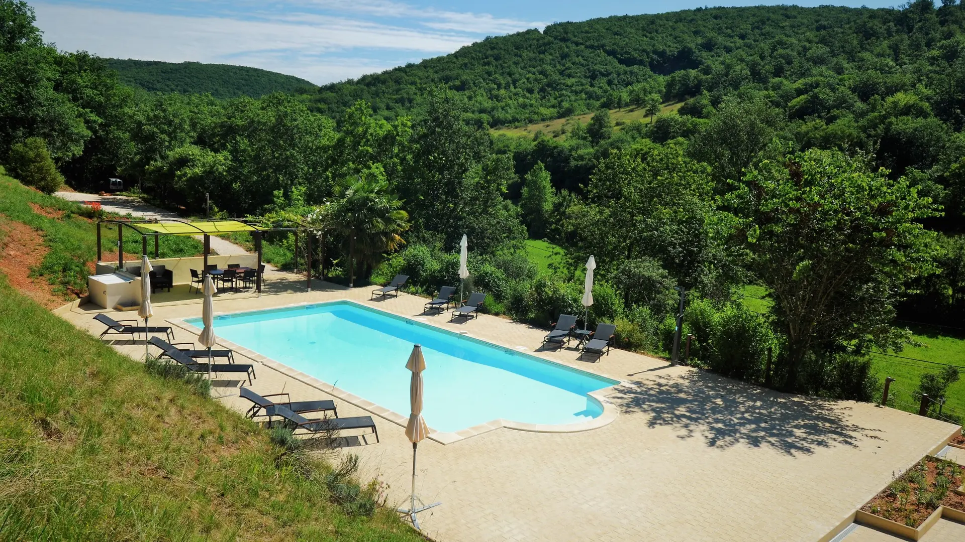 Le Manoir - Souillac - piscine