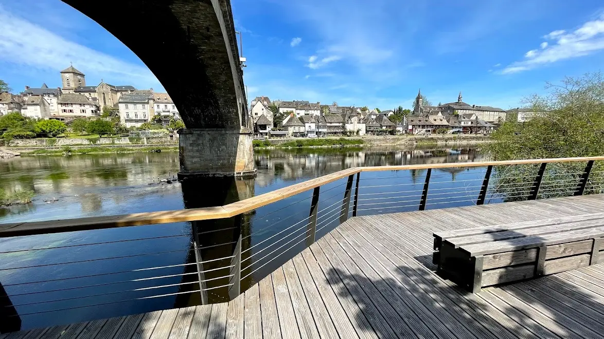 Les quais d'Argentat 2 _ E. Gerbois - Valle_e de la Dordogne