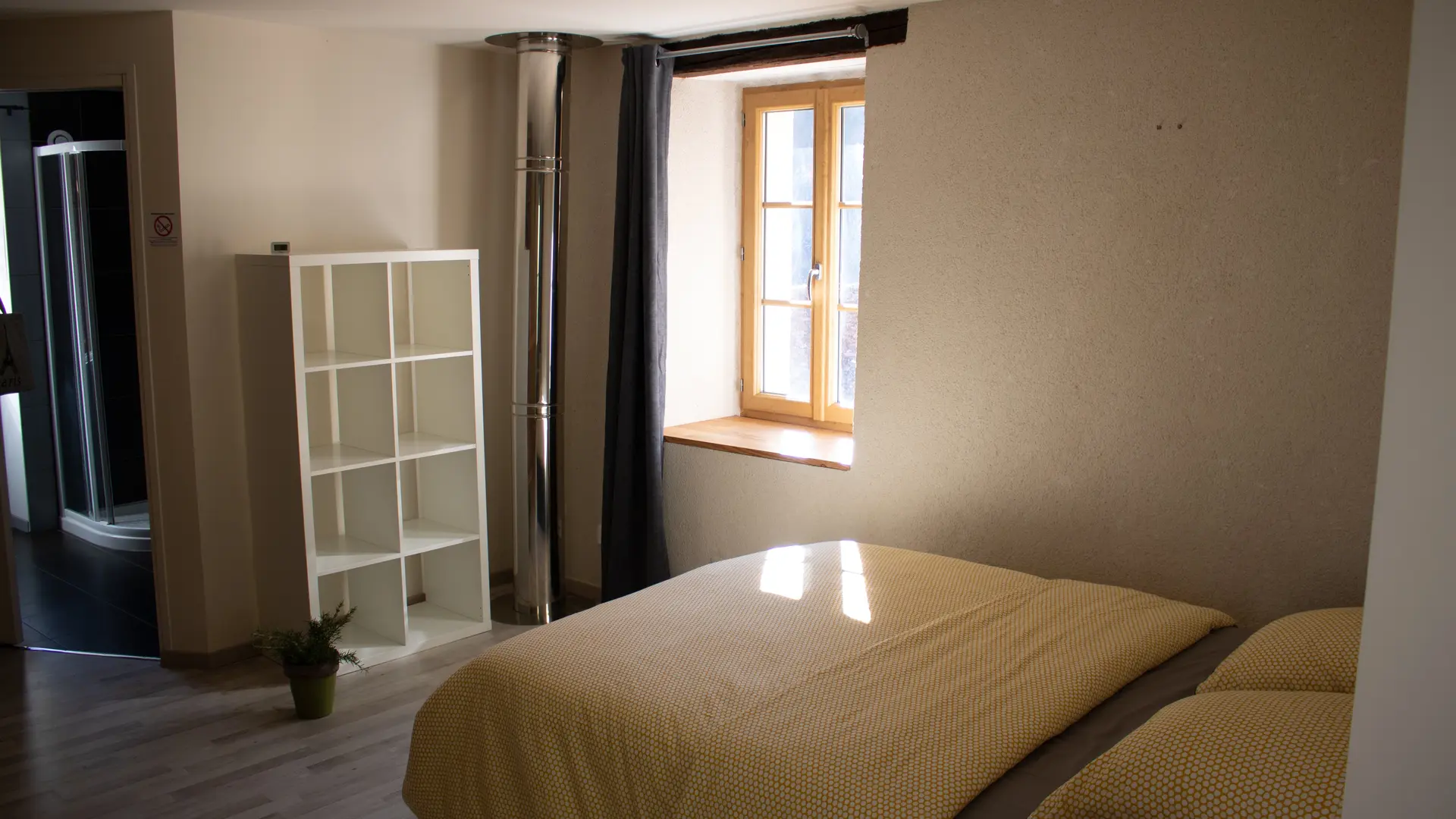 MAISON LOU COUSTALOU-ROCAMADOUR-CHAMBRE 1 - ETAGE 1