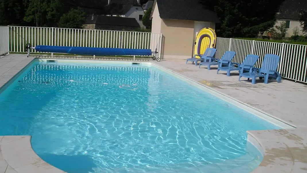 Location gîte de France Lafond-piscine