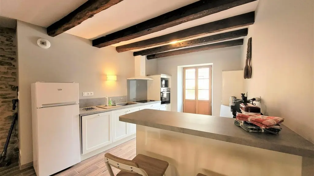 LocationVieillemaringe-Aubazine_coinRepasCuisine
