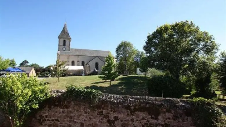 Lostanges Eglise - Santo Milano