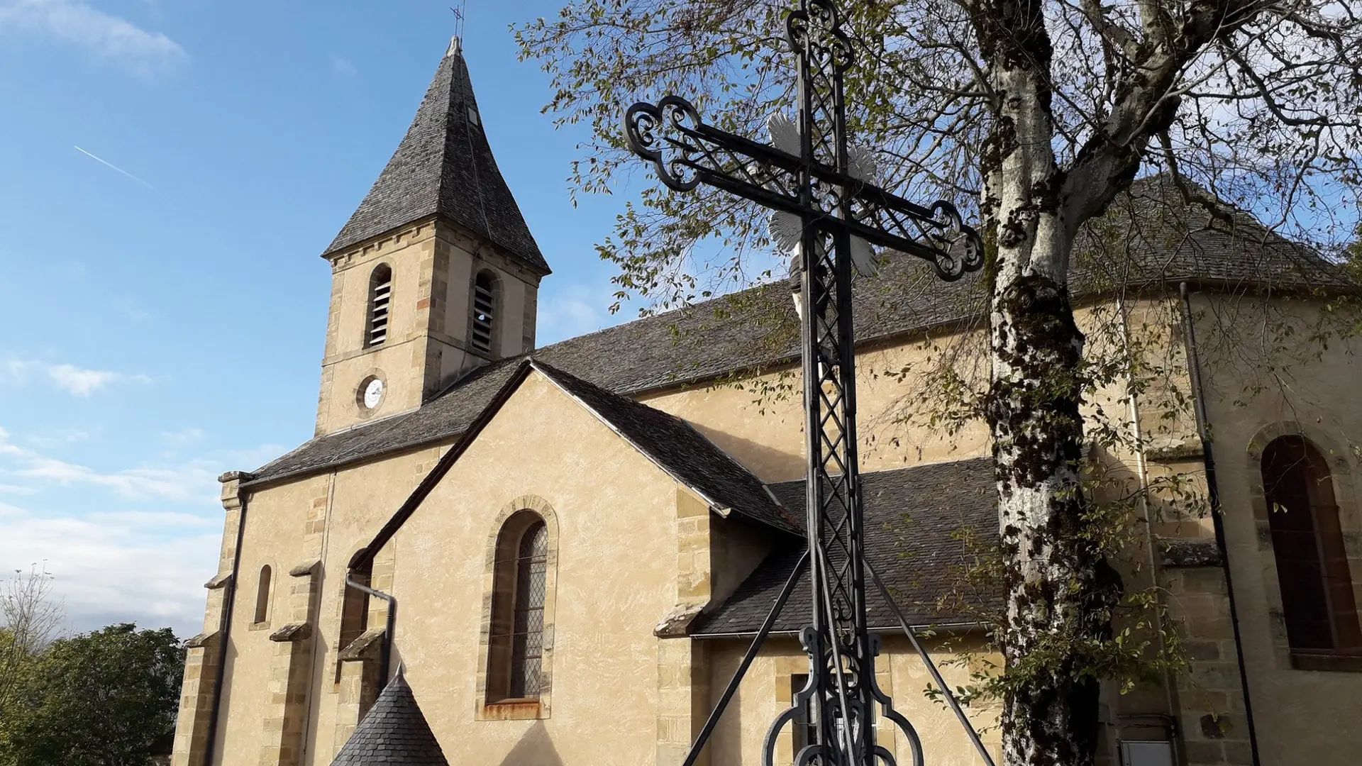 Lostanges Eglise 0- Santo Milano