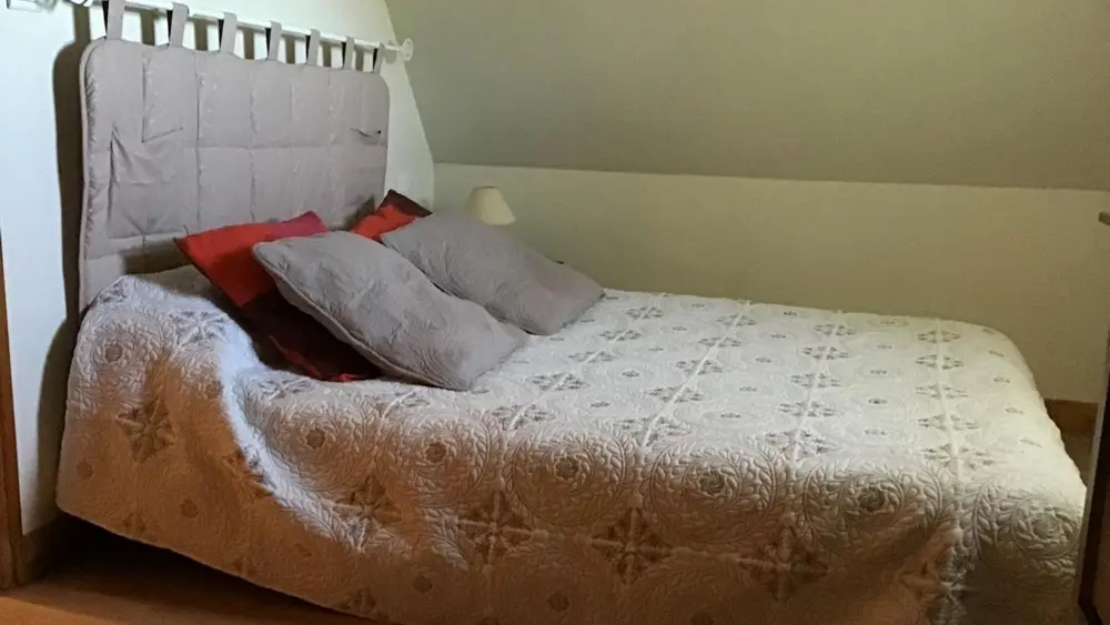 M.Combe-StPrivat_chambre2