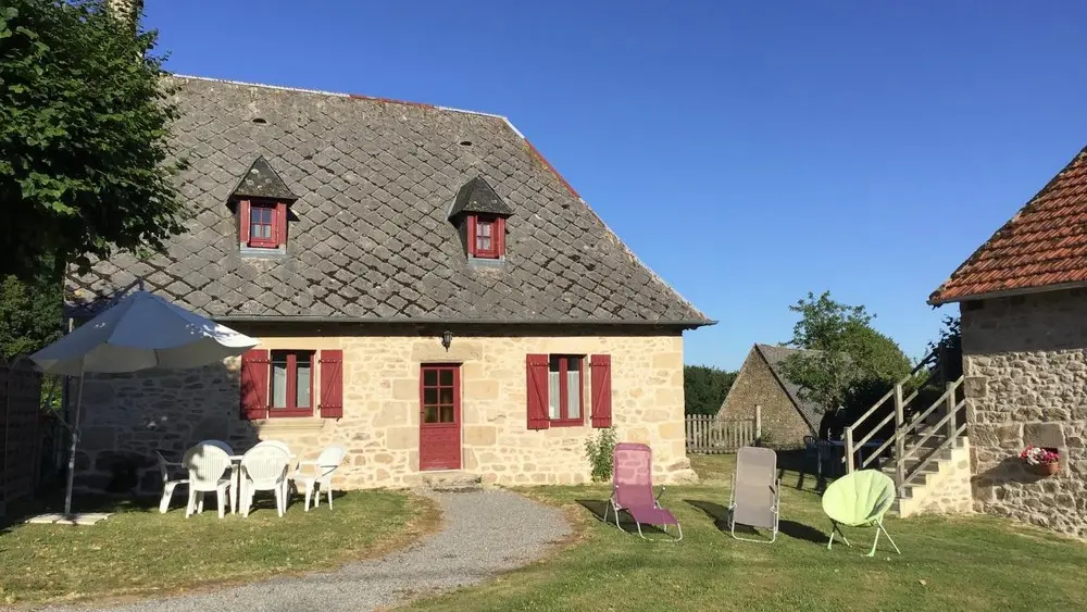 M.Combe-StPrivat_ensemble