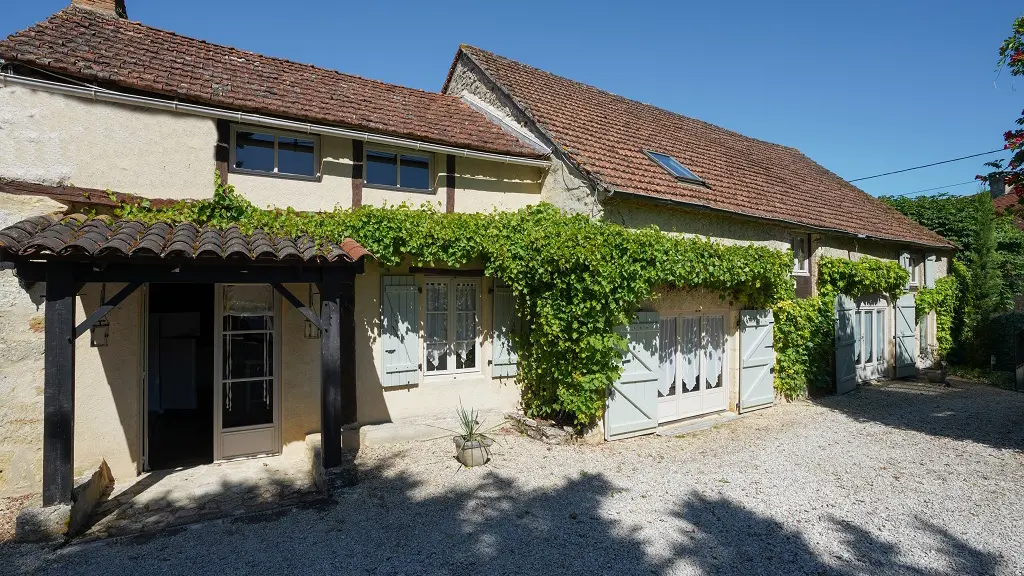 Maison Les Chandelles, Gîte et chambre d’hôte. Hébergement de charme en Vallée de la Dordogne entre Sarlat Périgord noir et Rocamadour Lot  (5)