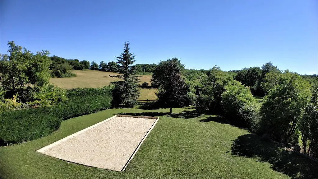 Maison Les Chandelles, Terrain de Pétanque , Balançoire et activités