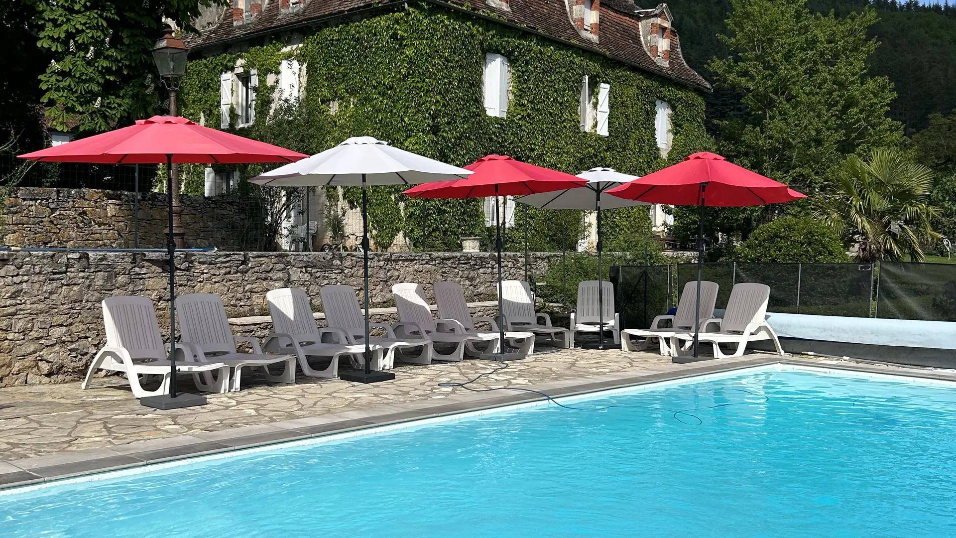 Maison côté piscine 2