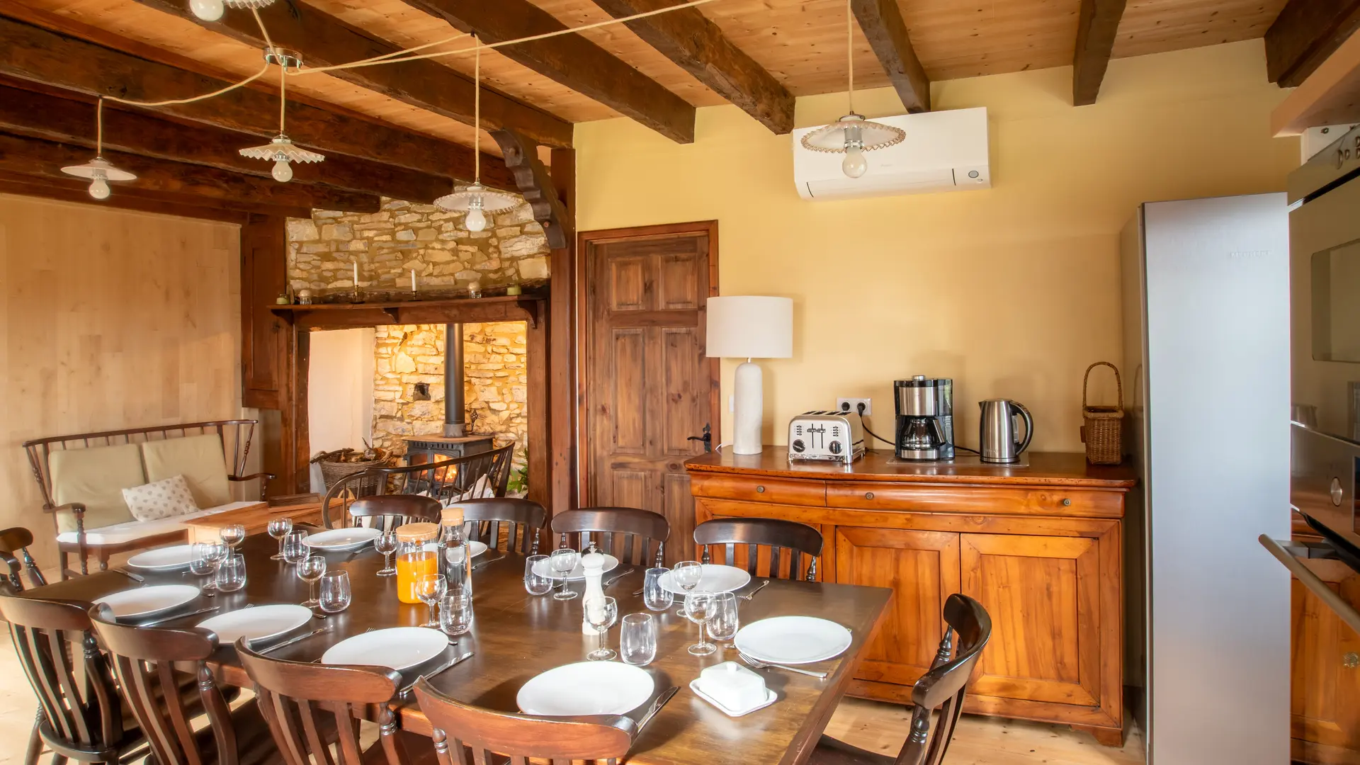 Mas d'Oliu Martel - Salle à manger cantou