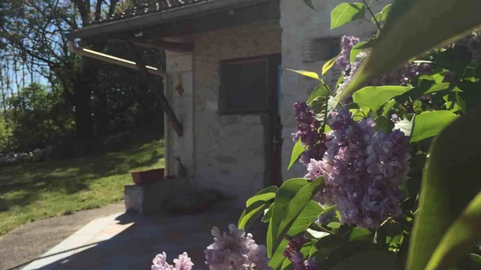 Mas des papillons Bergerie façade