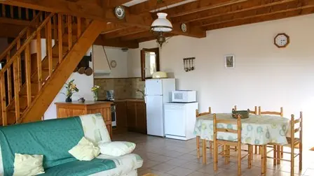 Meublé-hospital-aubazine_salon