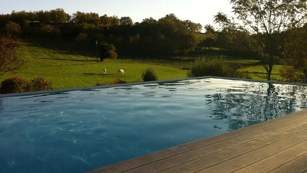 MeubléGraf-Queyssac_piscine